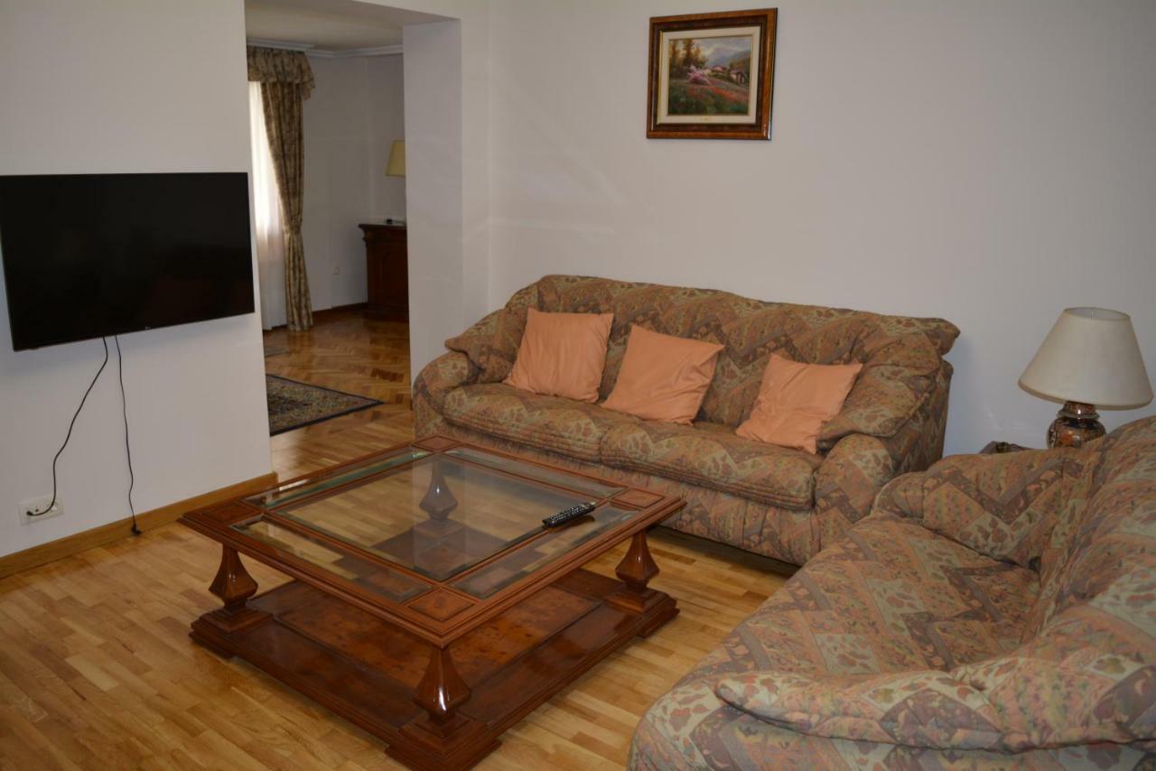Apartamentos Alameda Кока Екстериор снимка